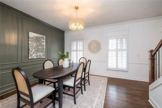 12113 Cherokee Street, Leawood, KS 66209