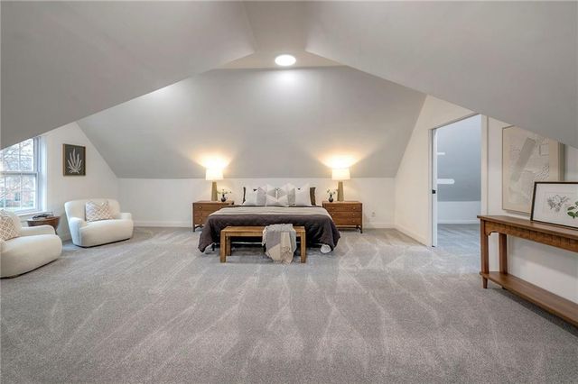 12113 Cherokee Street, Leawood, KS 66209