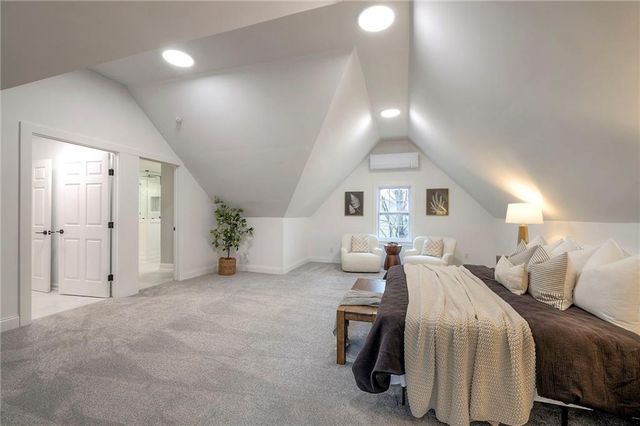 12113 Cherokee Street, Leawood, KS 66209