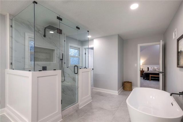 12113 Cherokee Street, Leawood, KS 66209