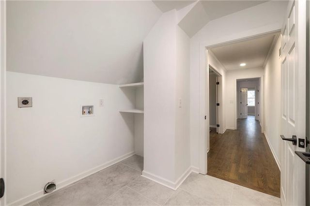 12113 Cherokee Street, Leawood, KS 66209