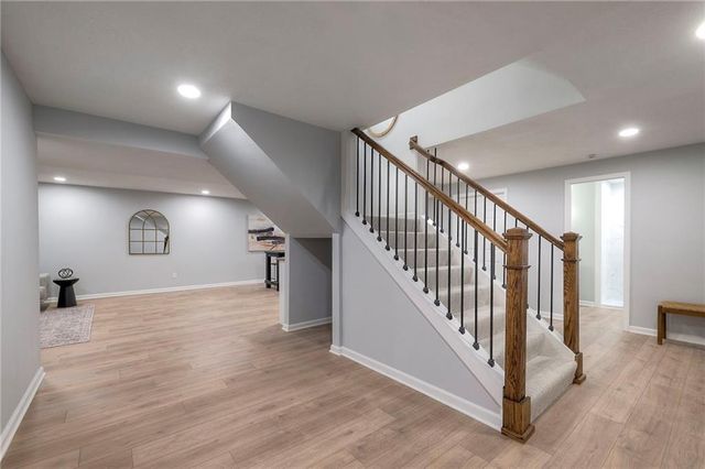 12113 Cherokee Street, Leawood, KS 66209