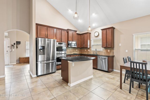 3167 HIDDEN MEADOWS Court, Green Cove Springs, FL 32043