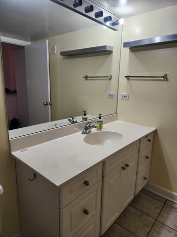 801 S Wells Street 608, Chicago, IL 60607