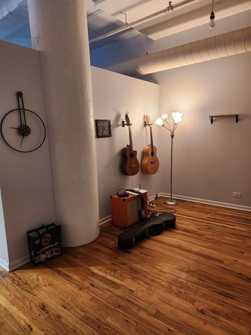 801 S Wells Street 608, Chicago, IL 60607