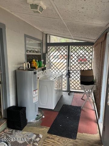 319 PINE Avenue S, Green Cove Springs, FL 32043