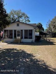 319 PINE Avenue S, Green Cove Springs, FL 32043