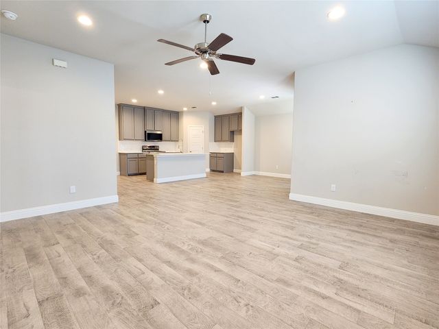 2020 Apalis Drive, Denton, TX 76205