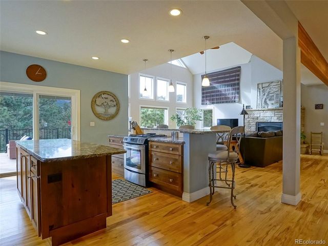 180 Valley View Ln, Lyons, CO 80540