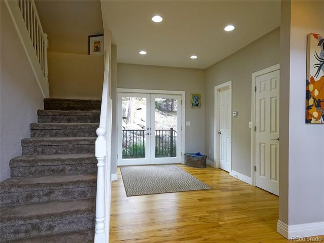 180 Valley View Ln, Lyons, CO 80540