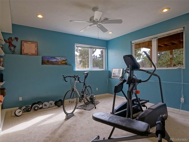 180 Valley View Ln, Lyons, CO 80540