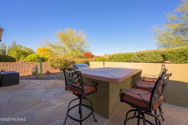 2727 E Sawyer Road, Green Valley, AZ 85614