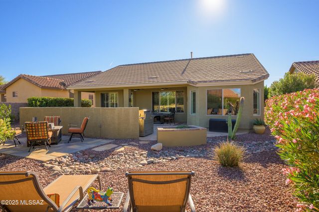 2727 E Sawyer Road, Green Valley, AZ 85614