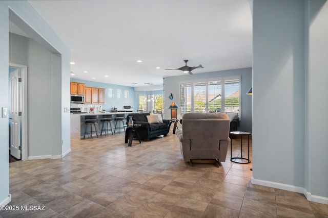 2727 E Sawyer Road, Green Valley, AZ 85614