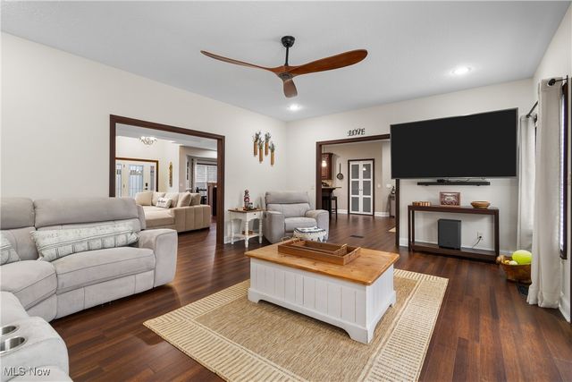 5247 Birchmont Avenue SW, Canton, OH 44706