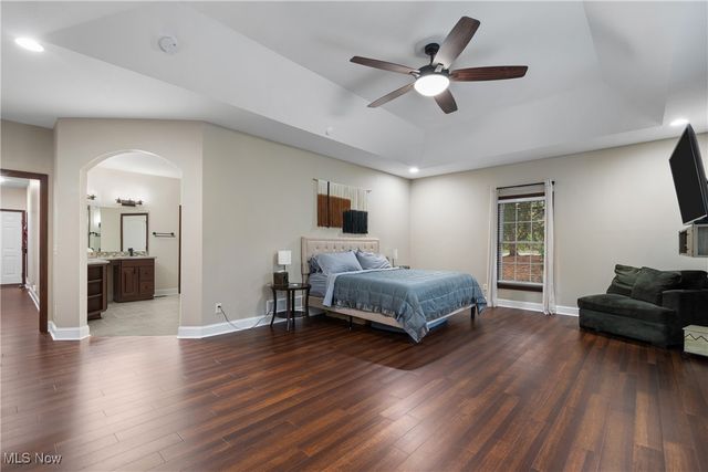 5247 Birchmont Avenue SW, Canton, OH 44706