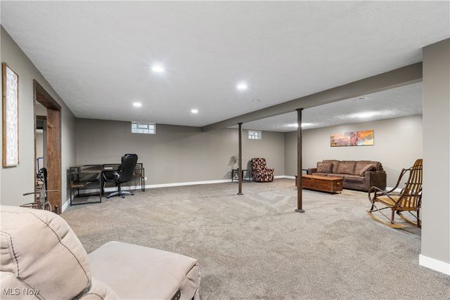 5247 Birchmont Avenue SW, Canton, OH 44706