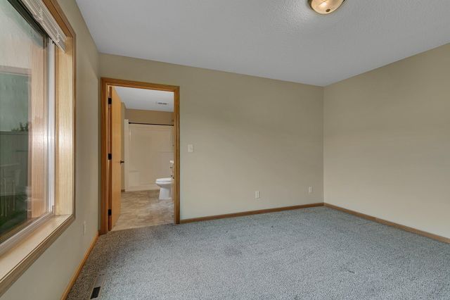 639 Cottonwood Avenue, Litchfield, MN 55355