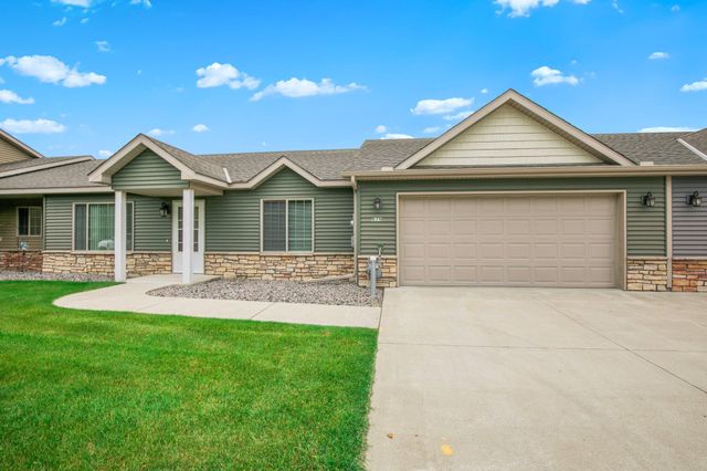 639 Cottonwood Avenue, Litchfield, MN 55355