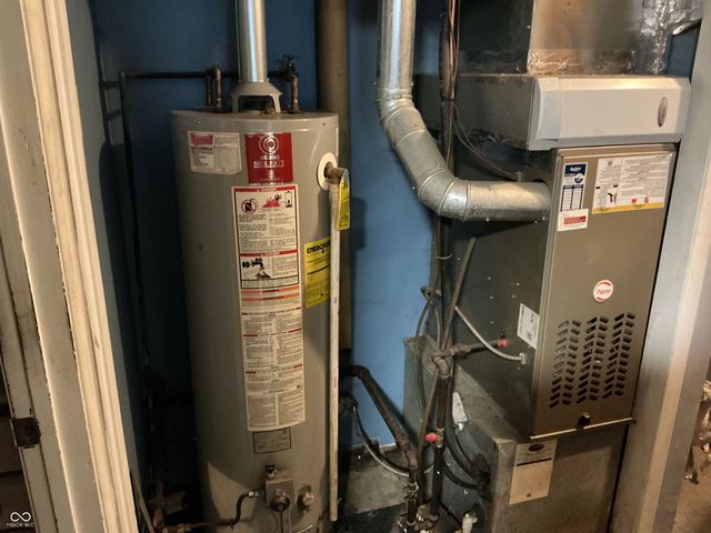 3401 6th Avenue E, Indianapolis, IN 46221