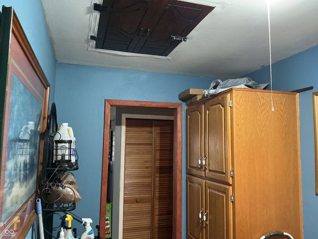 3401 6th Avenue E, Indianapolis, IN 46221