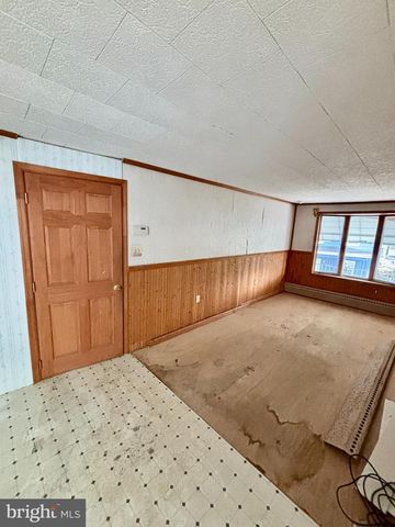 241 PIERCE ST, Pottsville, PA 17901