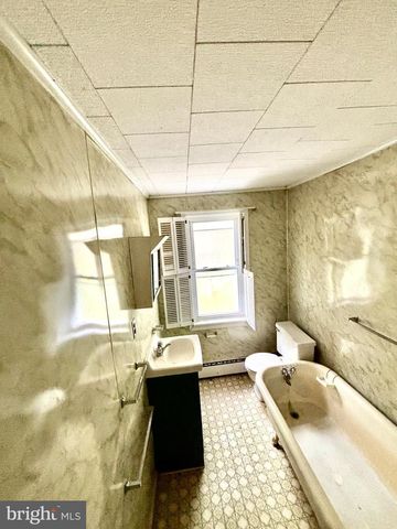 241 PIERCE ST, Pottsville, PA 17901