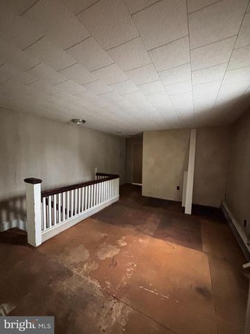 241 PIERCE ST, Pottsville, PA 17901