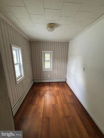 241 PIERCE ST, Pottsville, PA 17901