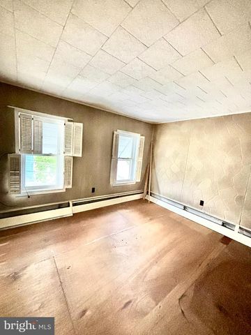 241 PIERCE ST, Pottsville, PA 17901