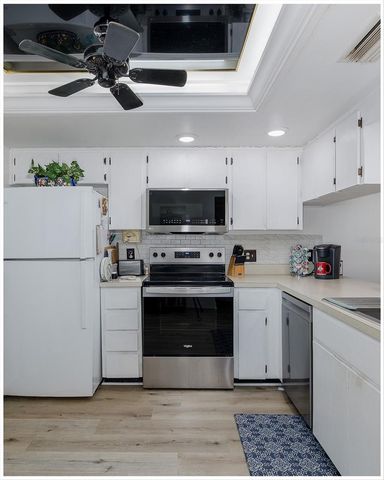 7417 GREYSTONE DRIVE 7417, Hudson, FL 34667