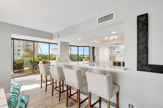 4000 N Highway A1a 402, Hutchinson Island, FL 34949