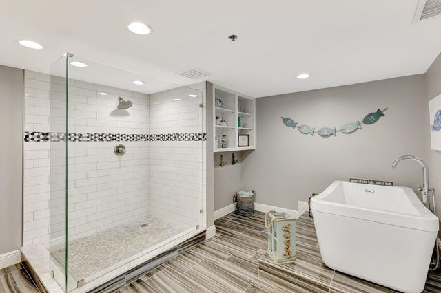 4000 N Highway A1a 402, Hutchinson Island, FL 34949