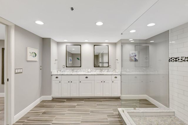 4000 N Highway A1a 402, Hutchinson Island, FL 34949