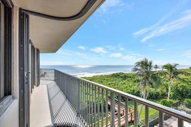 4000 N Highway A1a 402, Hutchinson Island, FL 34949