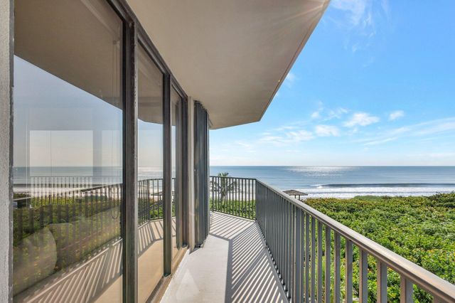 4000 N Highway A1a 402, Hutchinson Island, FL 34949