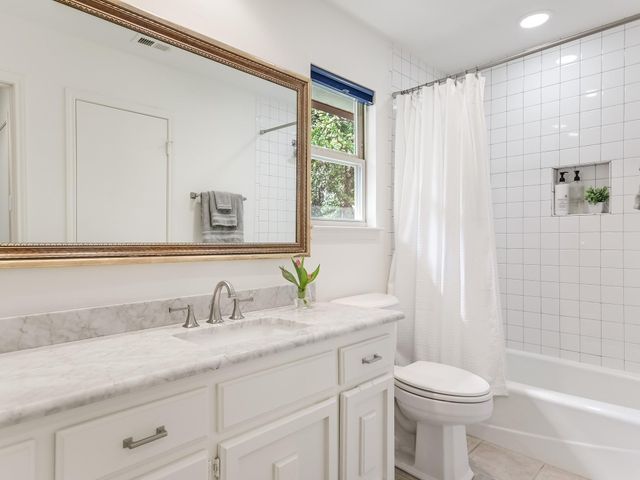 8314 Bent Tree RD, Austin, TX 78759