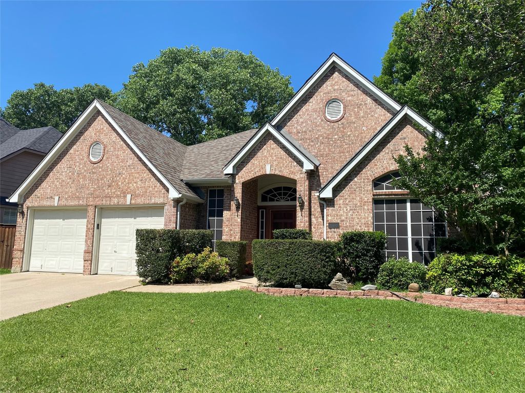 5730 Champion Court, Arlington, TX 76017
