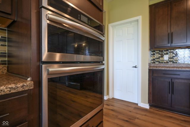 9018 E Gayle Drive, Morgantown, IN 46160