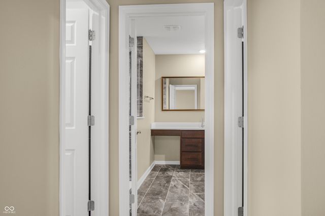 9018 E Gayle Drive, Morgantown, IN 46160