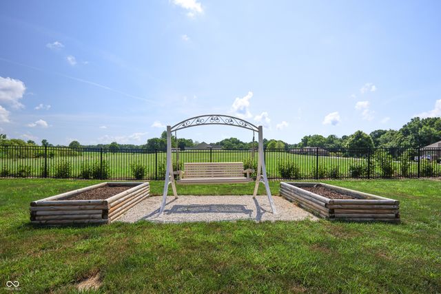 9018 E Gayle Drive, Morgantown, IN 46160