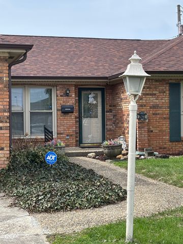 2622 Forest Drive, Columbus, IN 47201