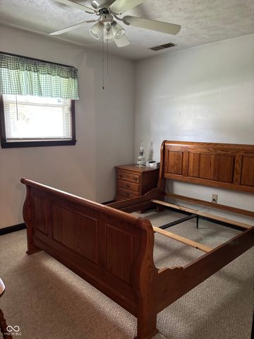 2622 Forest Drive, Columbus, IN 47201