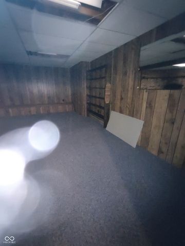 2622 Forest Drive, Columbus, IN 47201