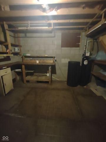 2622 Forest Drive, Columbus, IN 47201