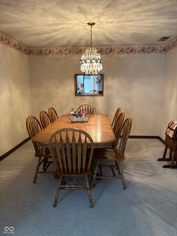 2622 Forest Drive, Columbus, IN 47201