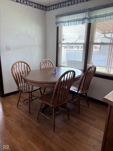 2622 Forest Drive, Columbus, IN 47201