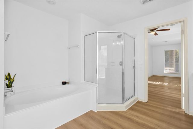 7 Amber Fire Place, The Woodlands, TX 77381