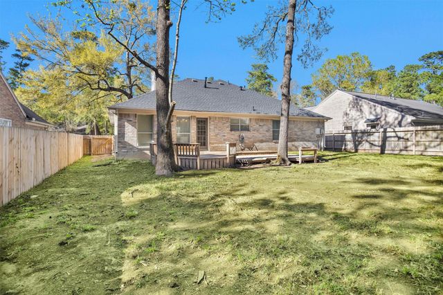 7 Amber Fire Place, The Woodlands, TX 77381