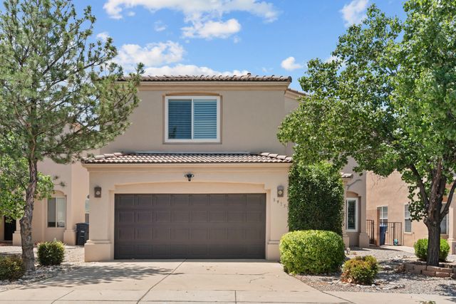 8915 Lochside Lane NE, Albuquerque, NM 87113